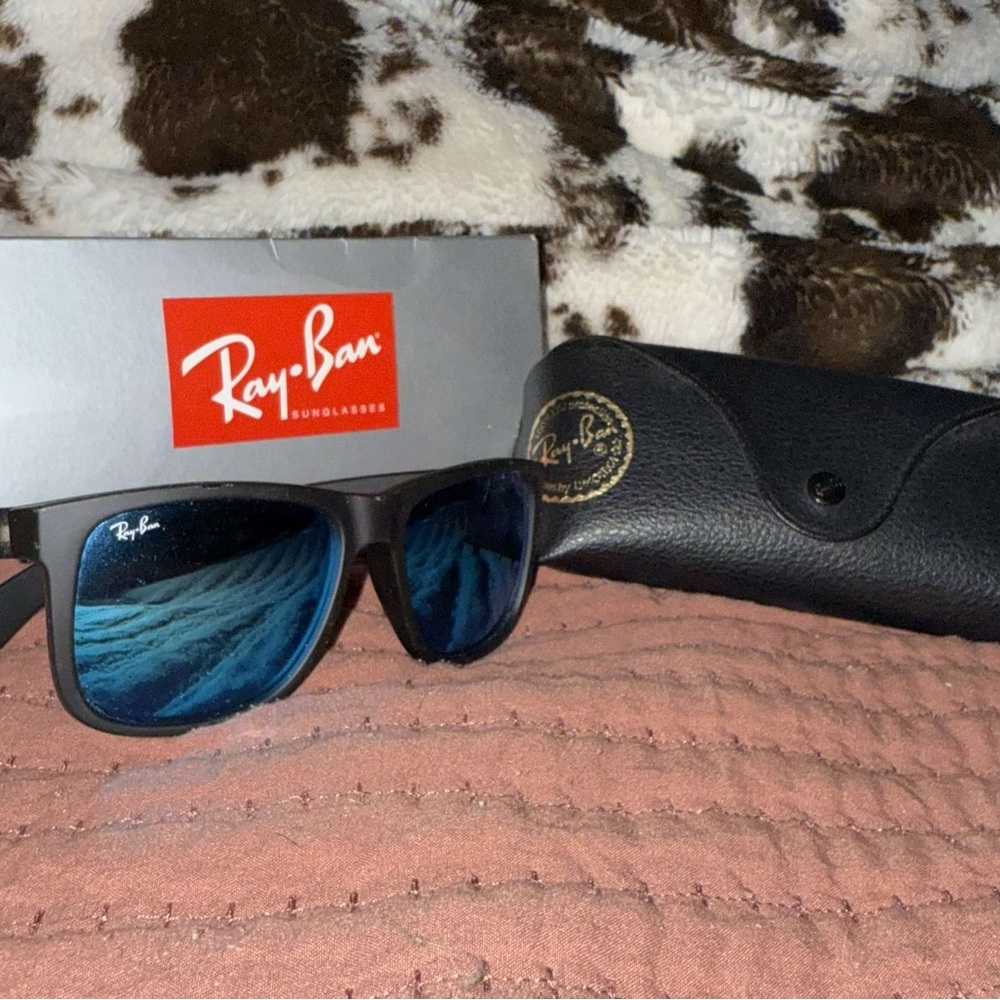 Ray-Ban Justin with Blue Lenses